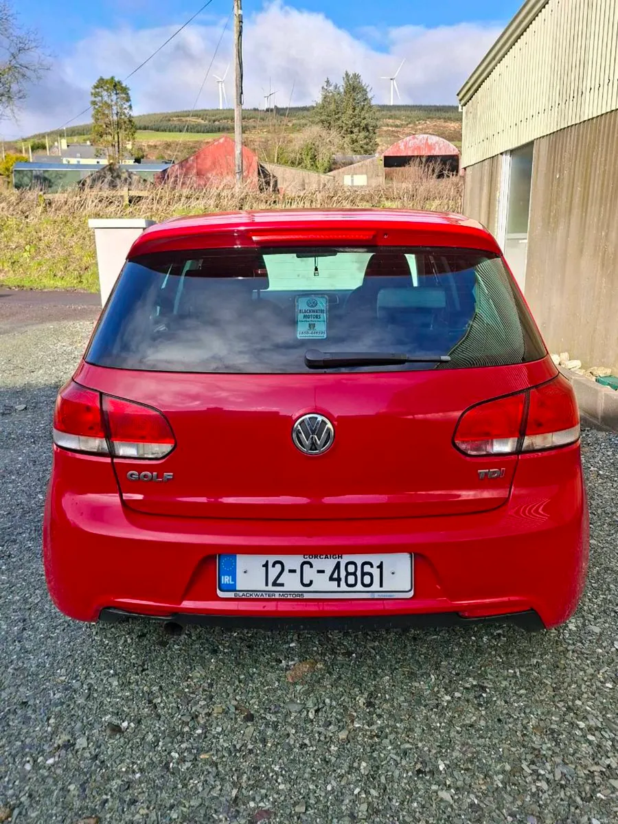 Volkswagon Golf - Image 4