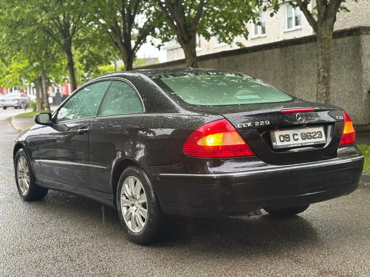 Mercedes CLK220 CDi coupe AUTOMATC NCT 2/27 LOW KM - Image 4