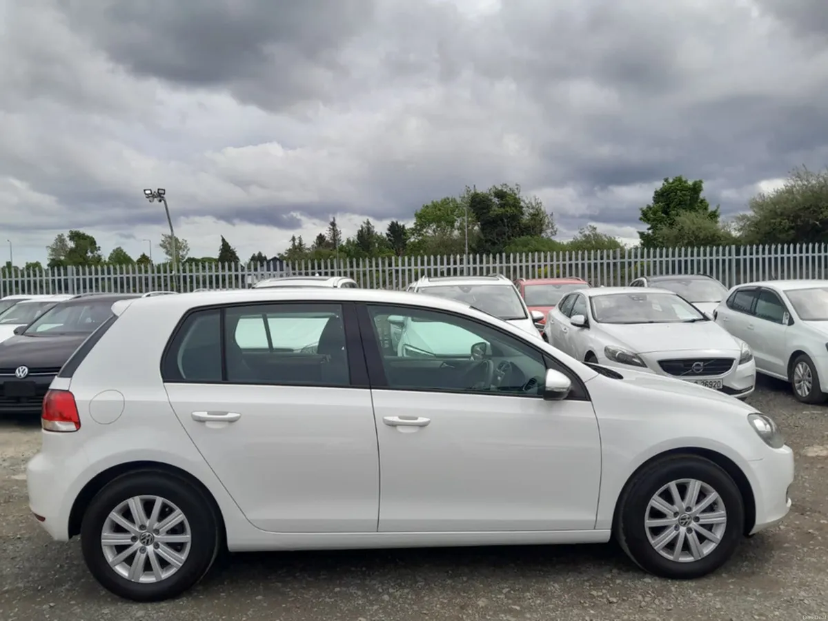 Volkswagen Golf 1.2L Automatic Petrol Low Mileage - Image 4