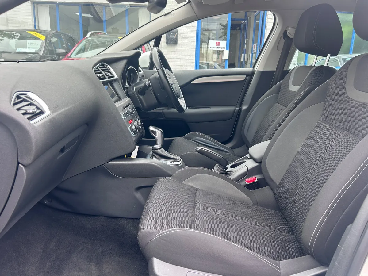 2018 CITROEN C4 Flair DIESEL 120PS 5DR Auto - Image 4
