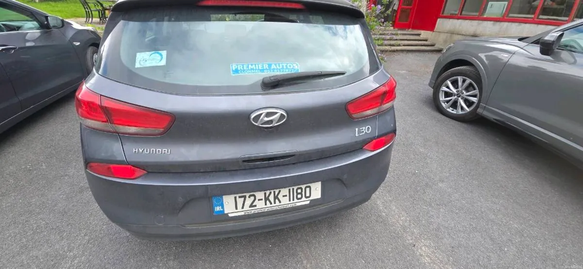 Hyundia i30 - Image 1