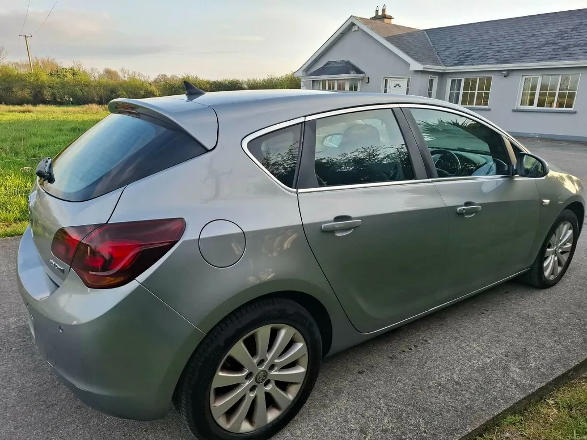 Opel Astra - Image 3