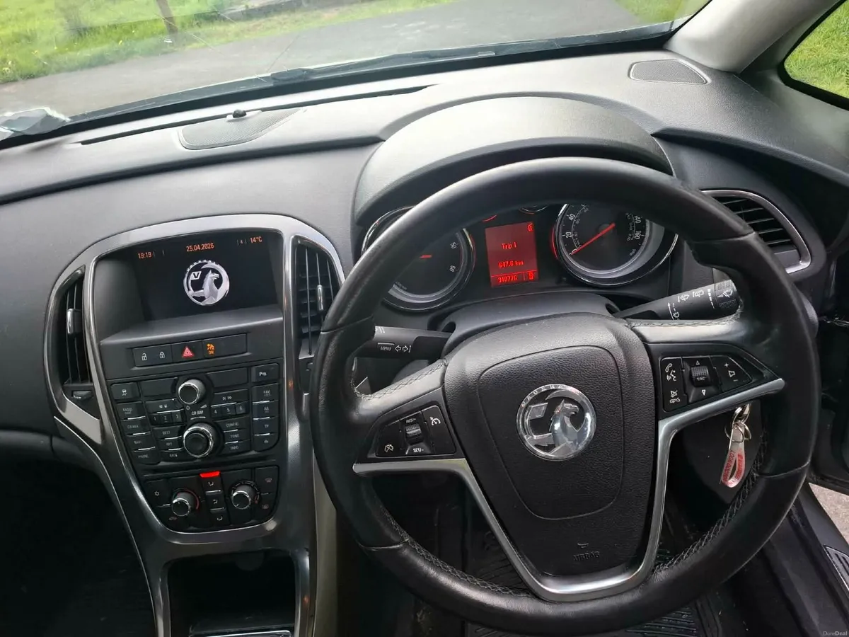 Opel Astra - Image 2