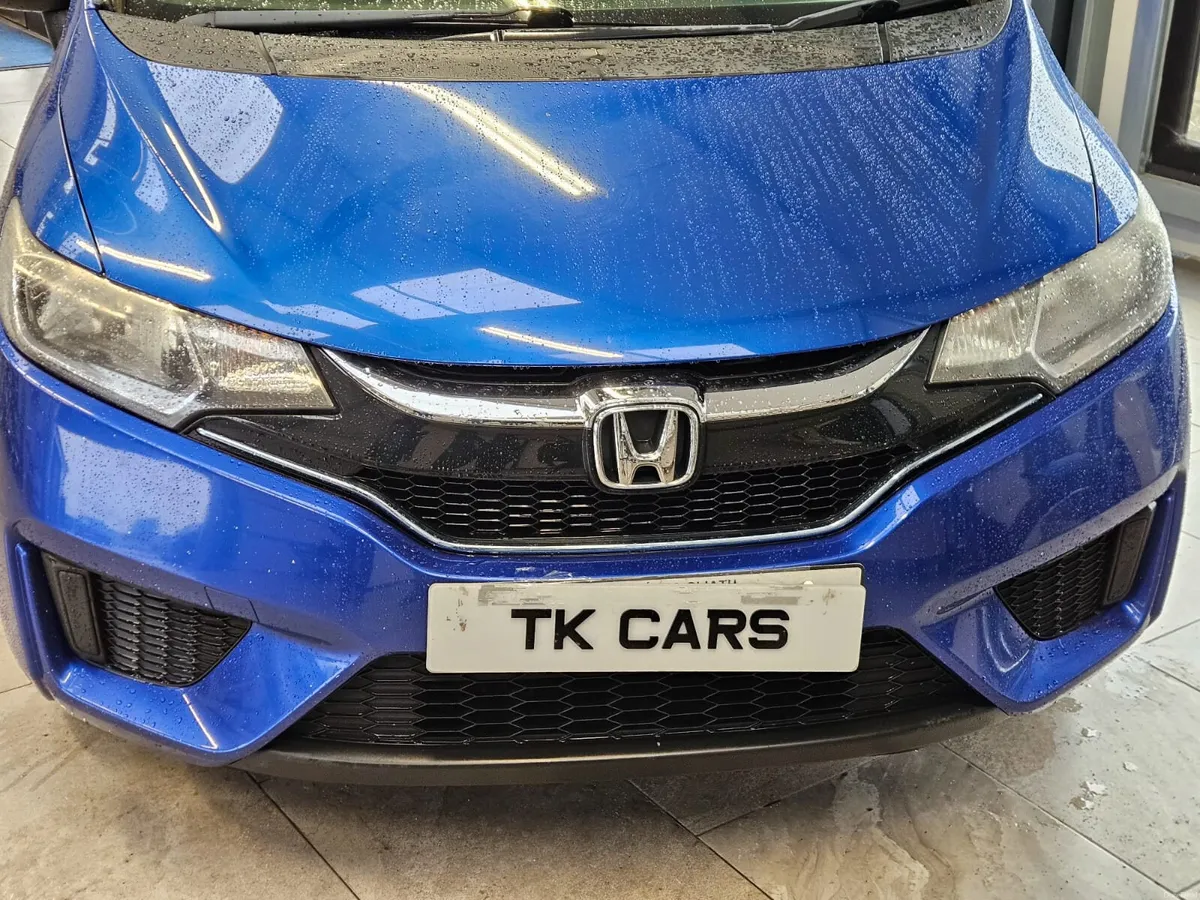 16 HONDA FIT PETROL HYBRID GP5 - Image 4