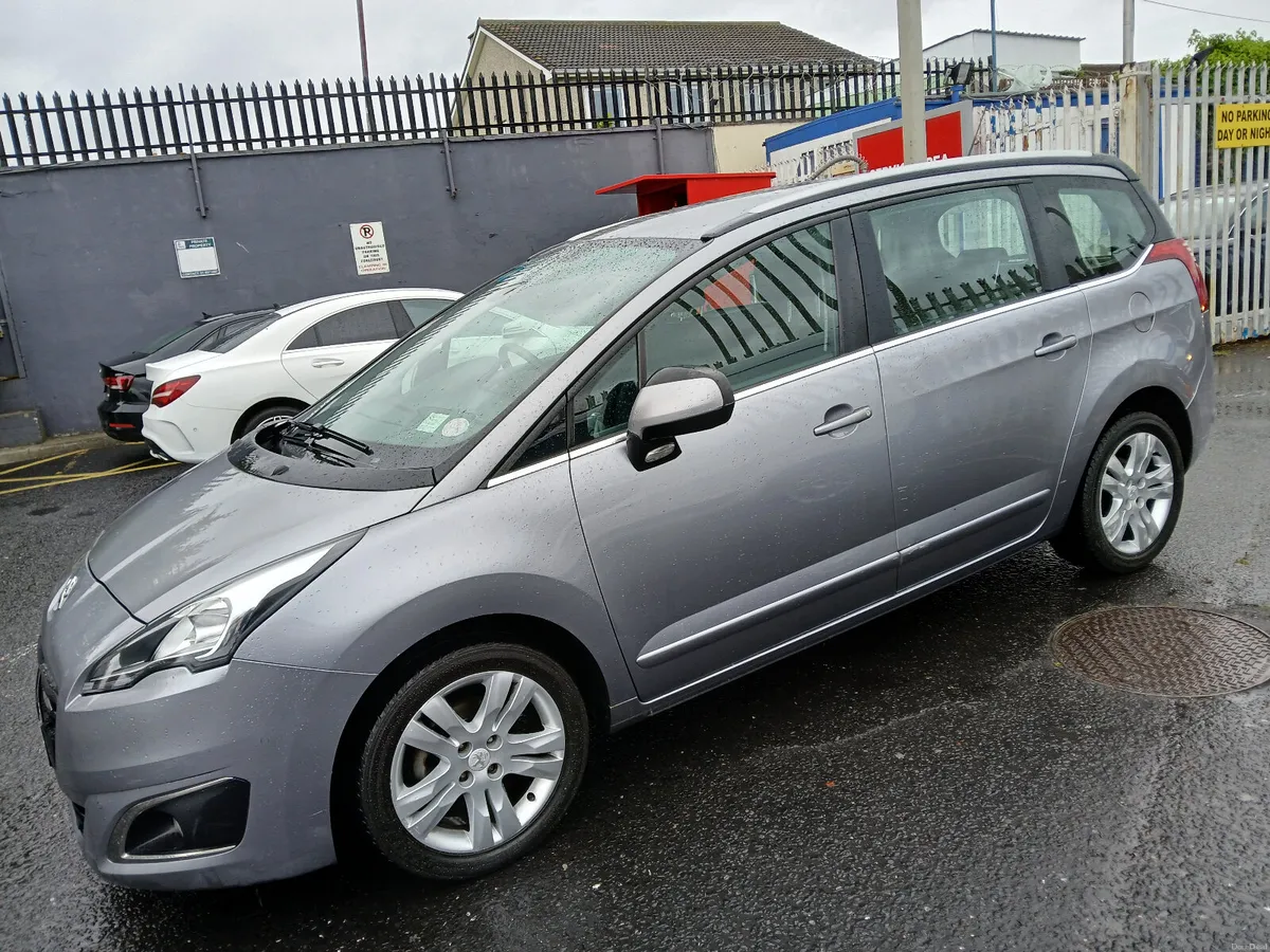 Peugeot 5008 2015 manual Dsl - Image 3