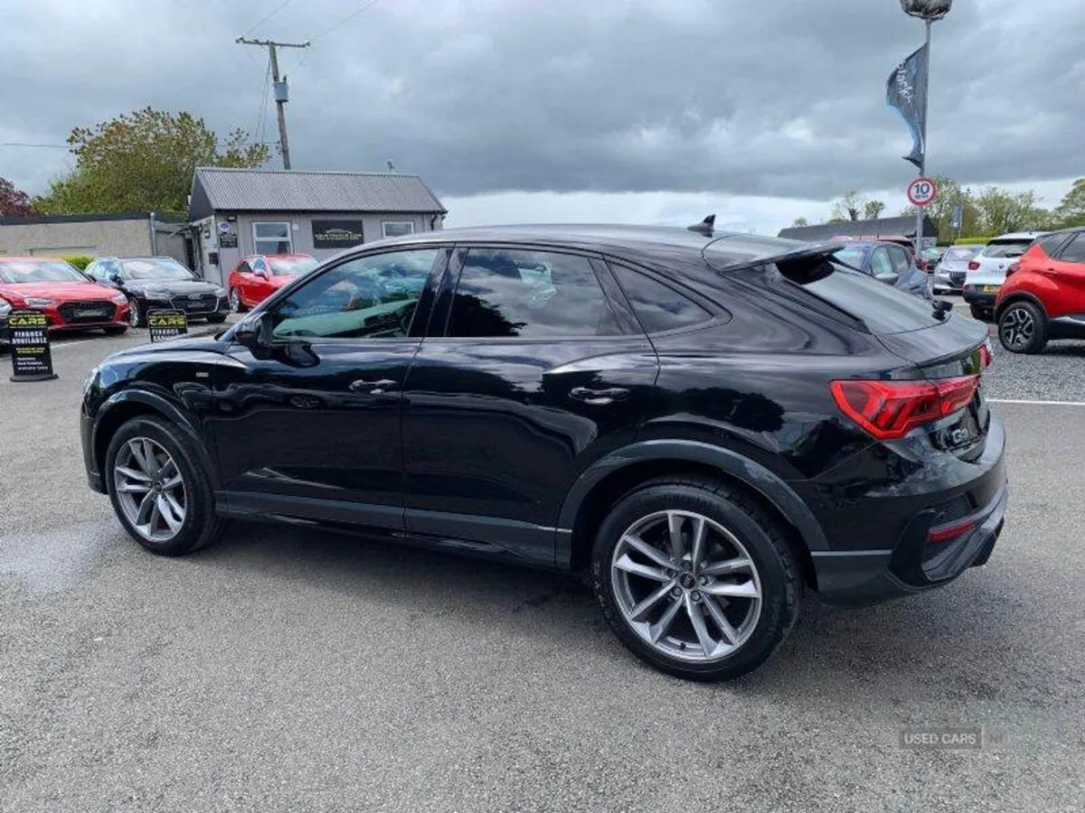 Audi Q3 Sportback Black Edition - Image 3
