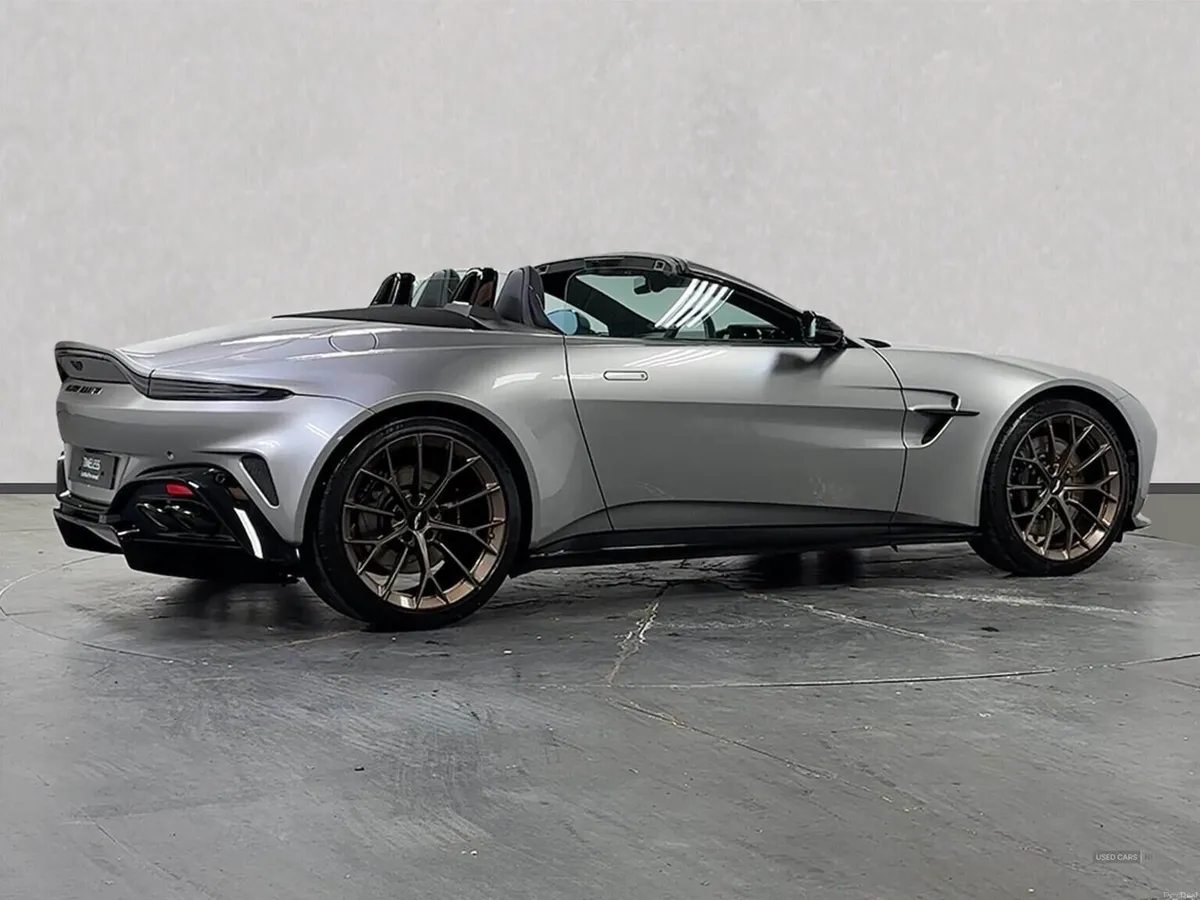 Aston Martin Vantage V8 2Dr Auto - Image 4