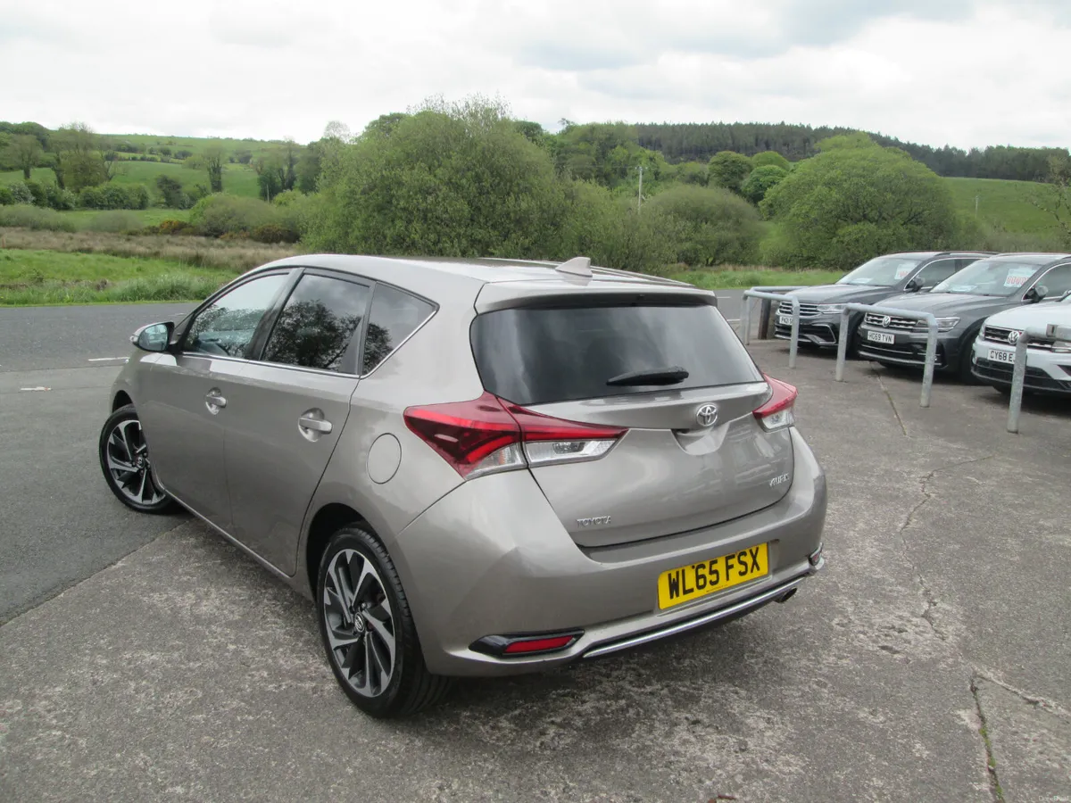 2015  TOYOTA  AURIS  1.6  D  DESIGN  5DR - Image 5