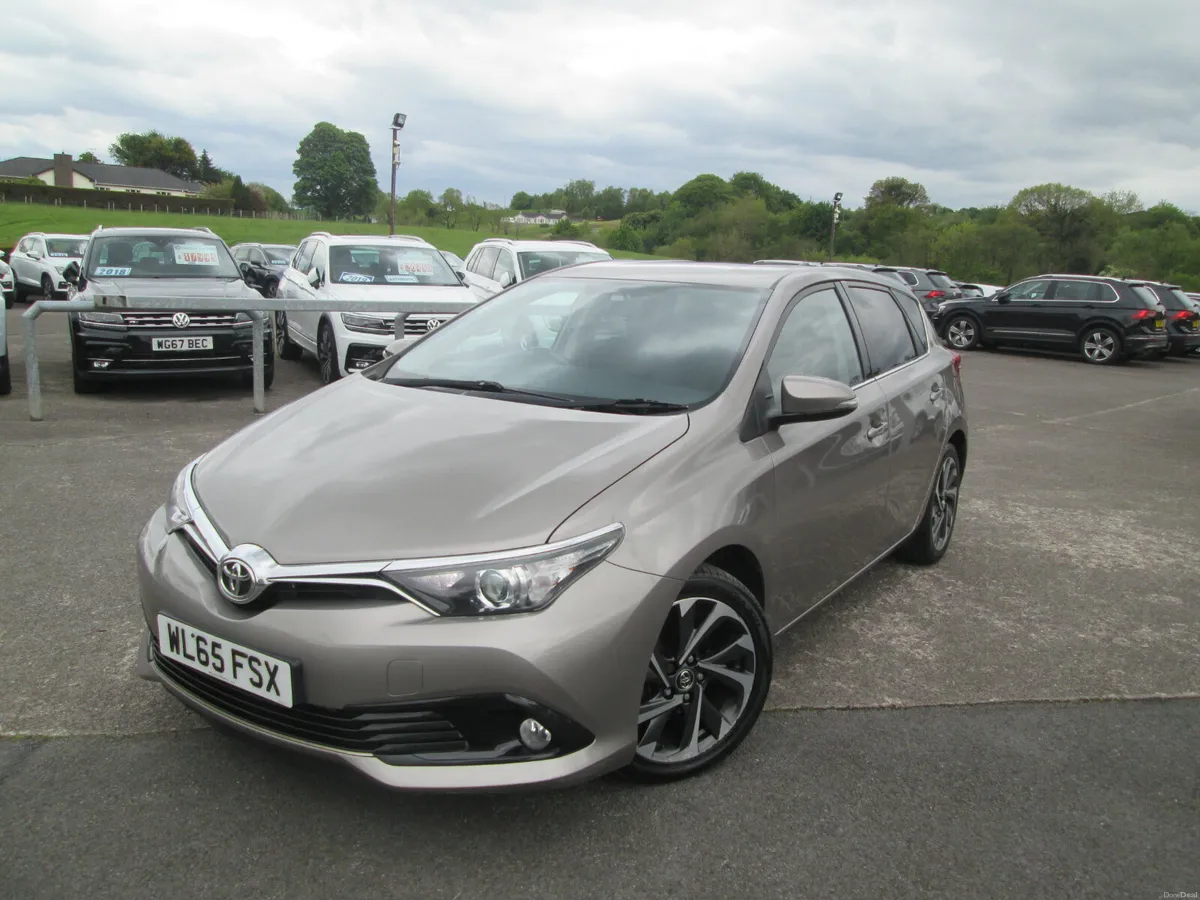2015  TOYOTA  AURIS  1.6  D  DESIGN  5DR - Image 2