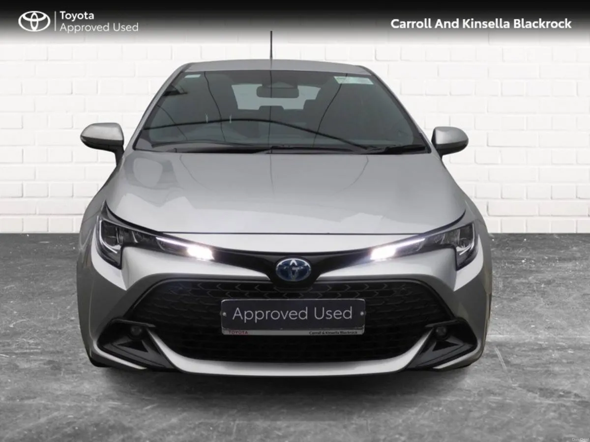 Toyota Corolla Hybrid Luna HB - Image 5