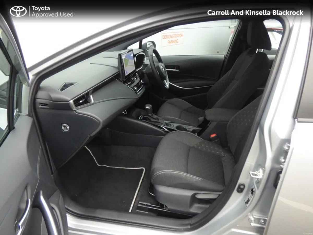 Toyota Corolla Hybrid Luna HB - Image 6