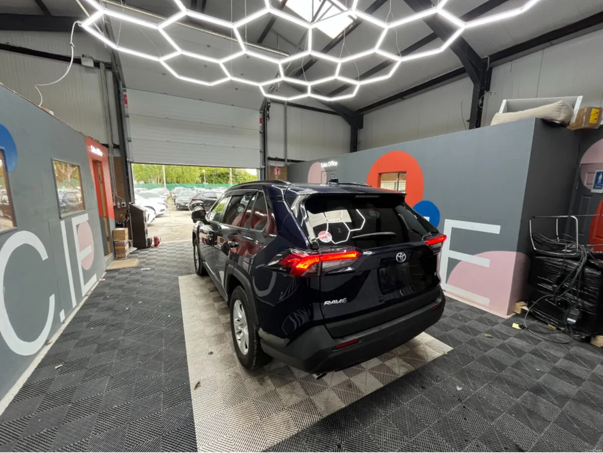 Toyota RAV4 2021 TOYOTA RAV4 HYBRID X 2.5 AUTOMATI - Image 4