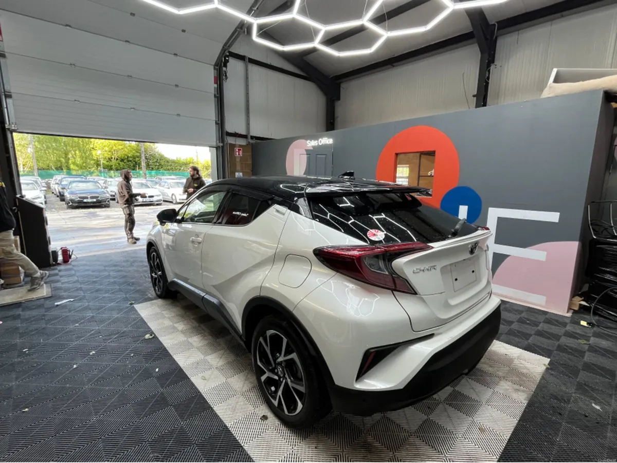 Toyota C-HR €19950 2019 TOYOTA C-HR G 1.8 AUTOMATI - Image 4