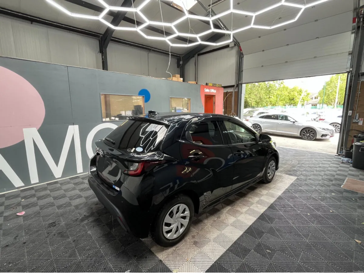 Toyota Yaris €11950 2020 TOYOTA YARIS X 1.0 AUTOMA - Image 2