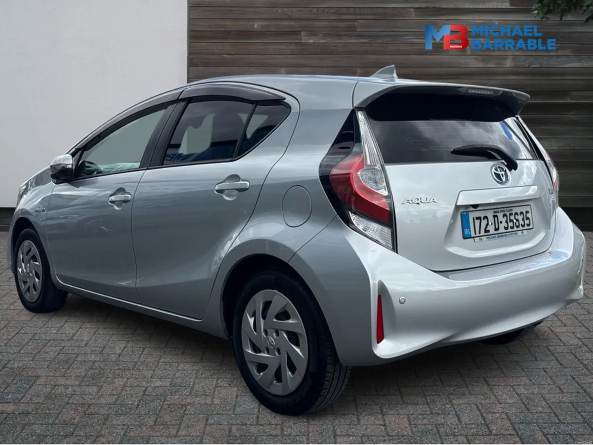 Toyota Aqua 1.5L Petrol Hybrid Automatic - Image 3