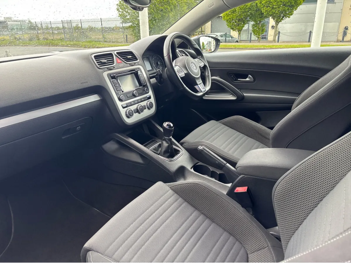 Volkswagen Scirocco 1.4 TSI 3DR 160PS - Image 3