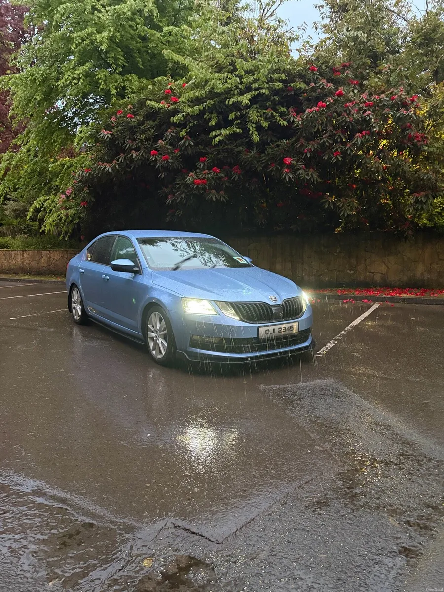 Skoda Octavia MK3 Facelift Tech & Comfort Pack - Image 2