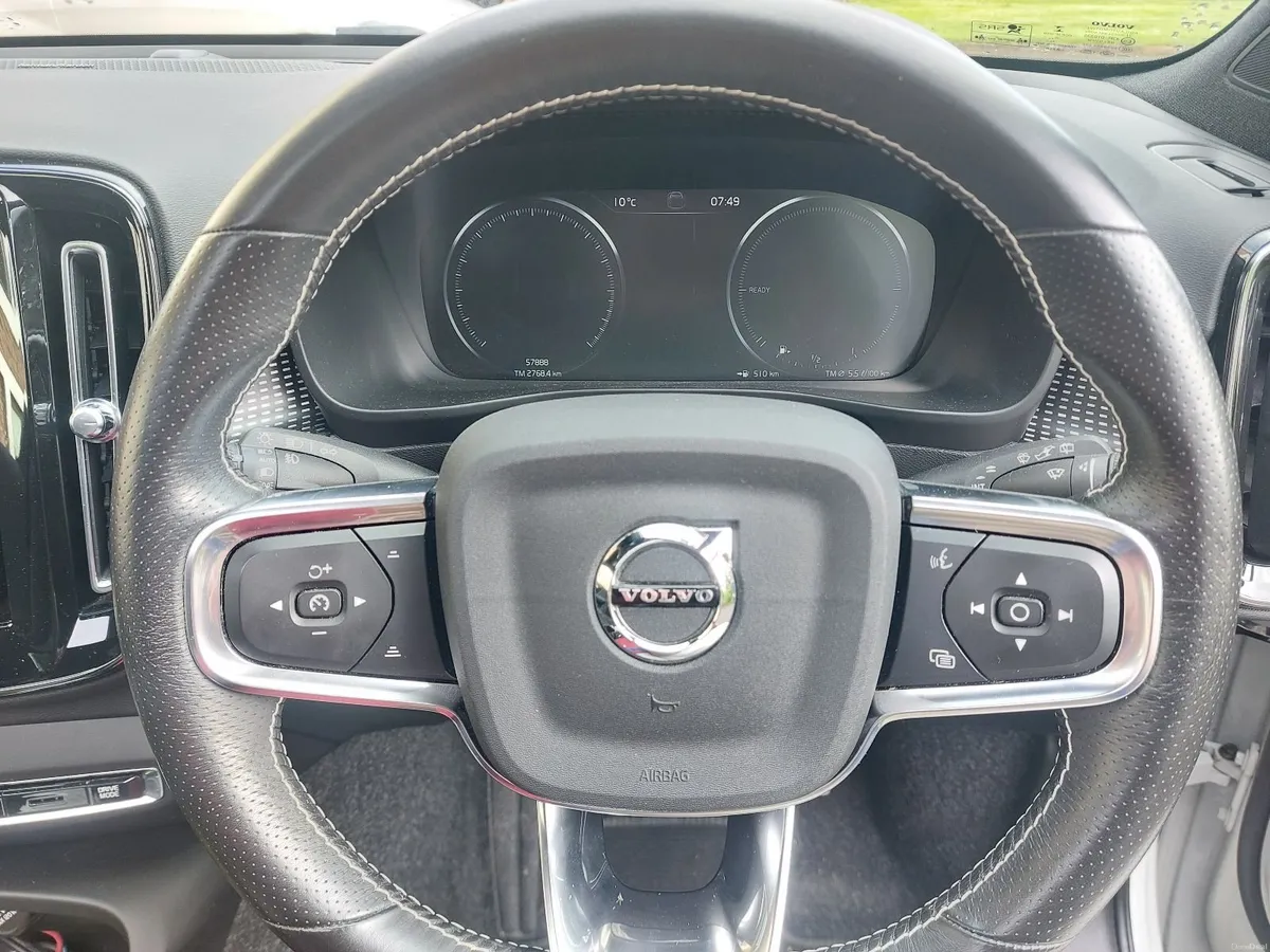 Volvo XC40 2021 - Image 4