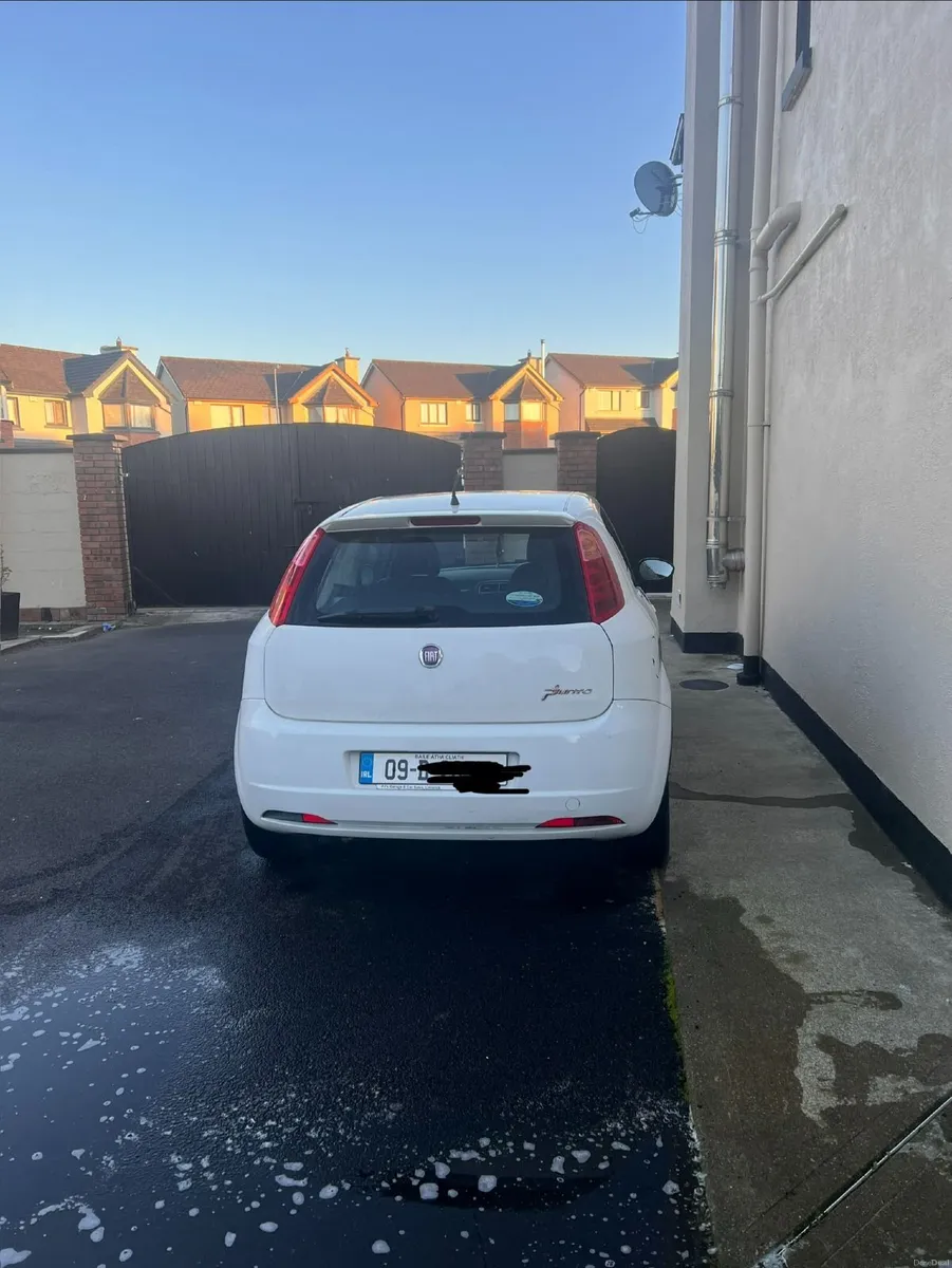 Fiat Grande Punto  2009 - Image 1