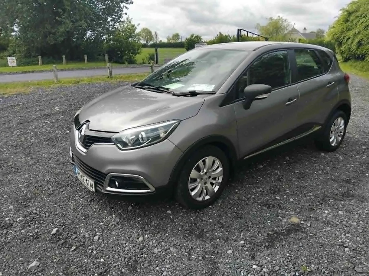 Renault Captur 2016 Low KMs - Image 6