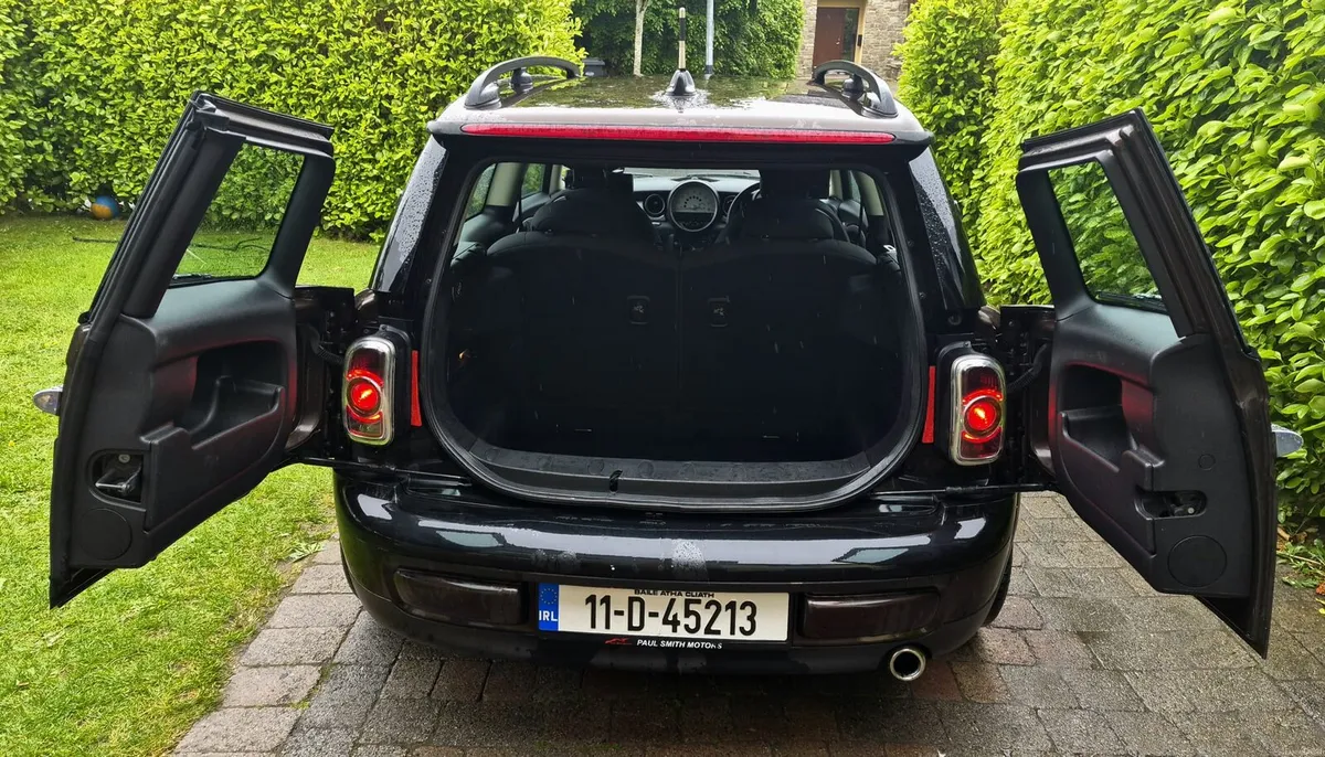 Mini one D 5 door model - Image 5