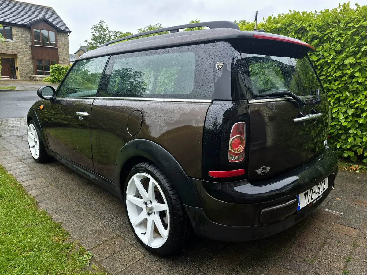 Mini one D 5 door model - Image 6