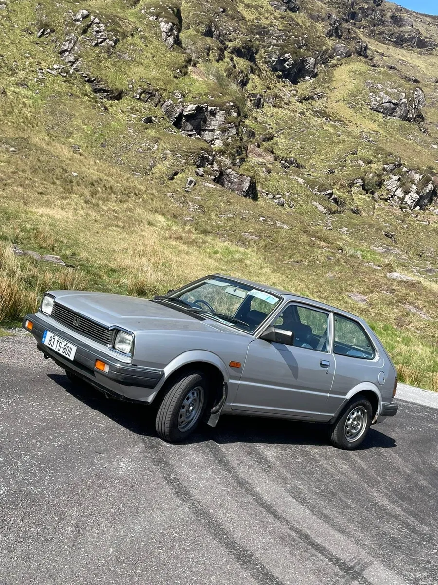 Honda Civic 1983 - Image 1