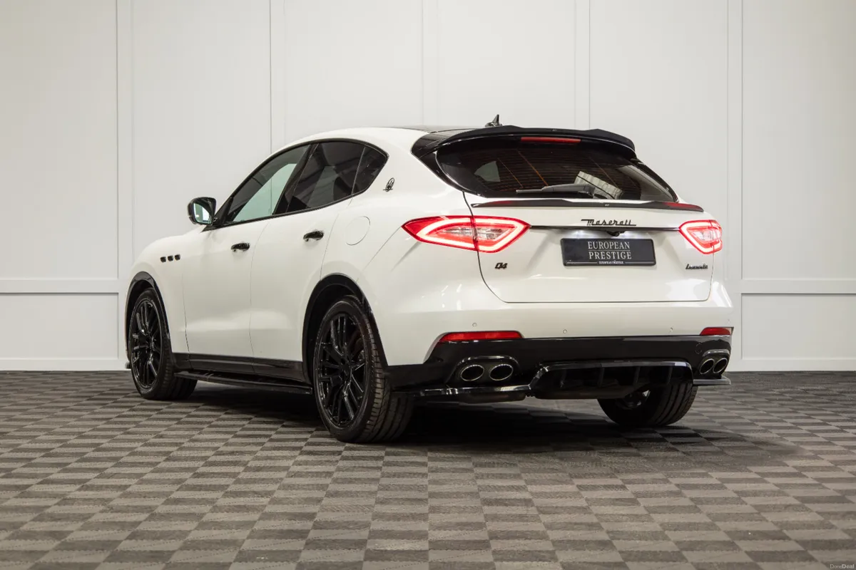 2020 Maserati Levante V6 - Image 4