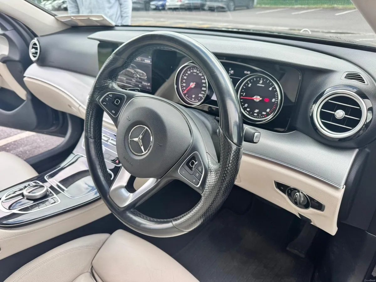 Mercedes Benz E220d Late 2016 - Image 3
