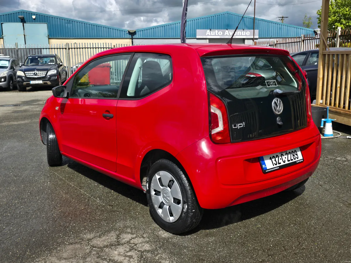 132 VOLKSWAGEN UP! *CLEAN* - Image 4