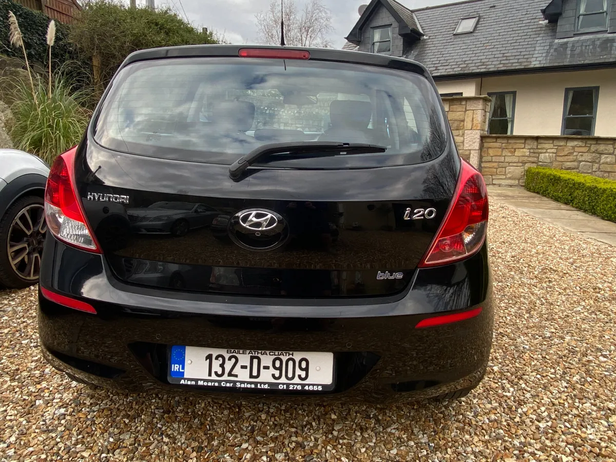 2013 Hyundai i20 Premium *High Spec* - Image 3