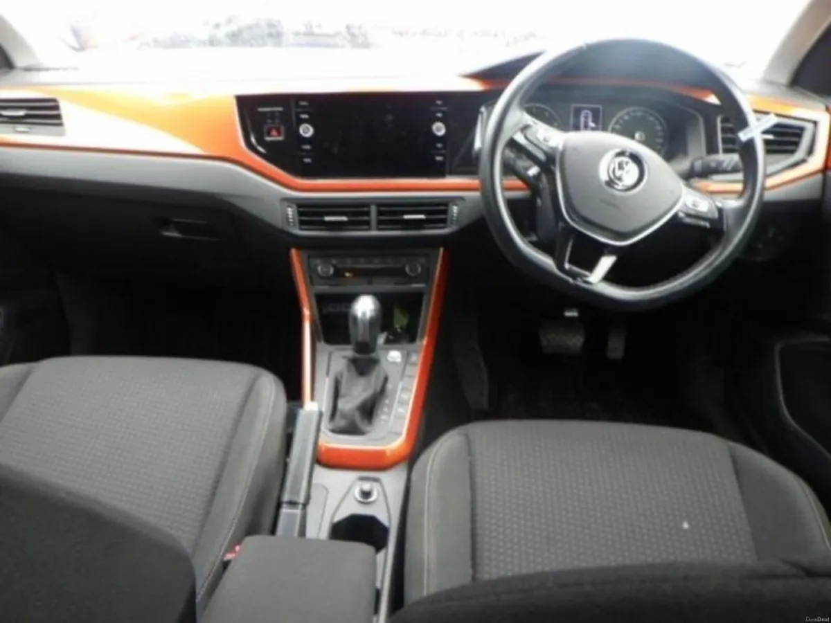Volkswagen Polo 1.0 AUTOMATIC TSI COMFORT LINE - C - Image 3
