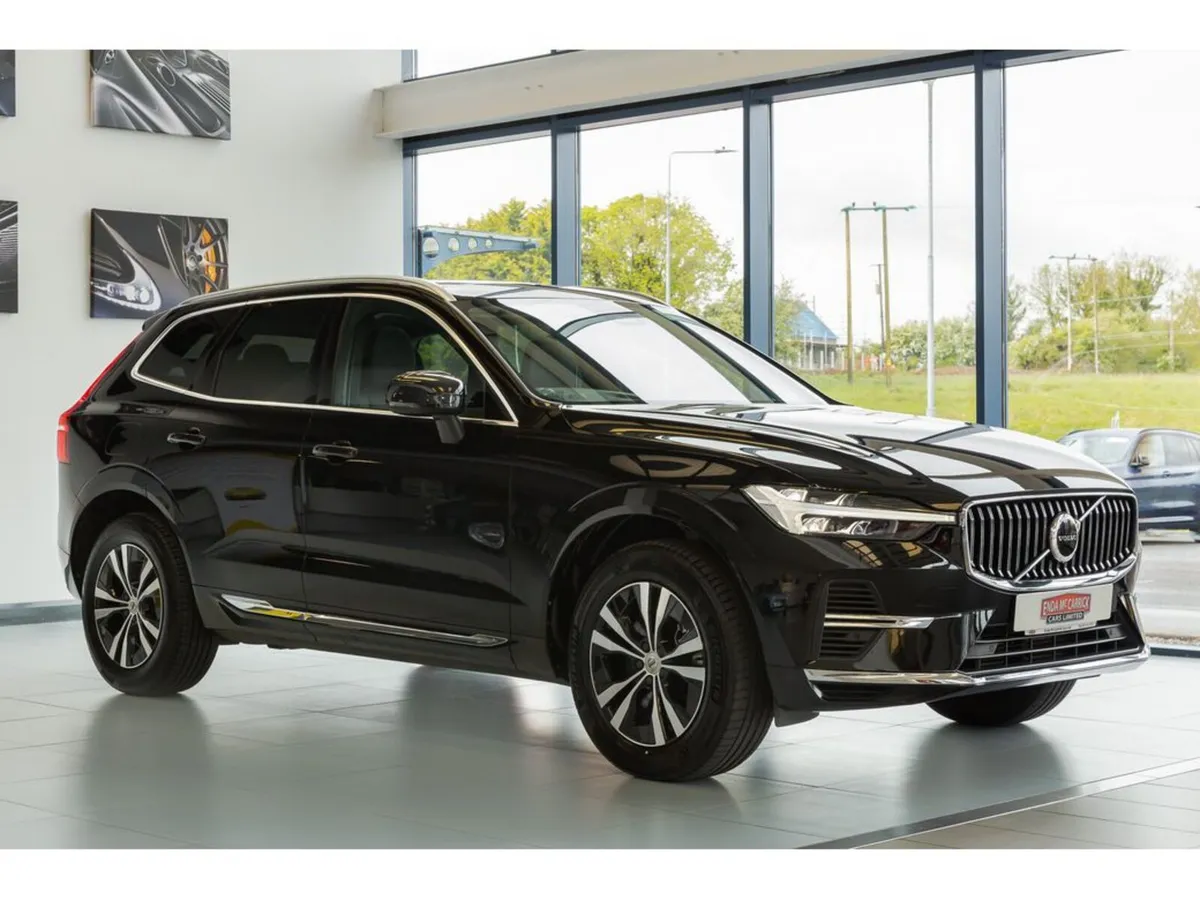 Volvo XC60 T6 Core SUNROOF 350BHP AWD - Image 4