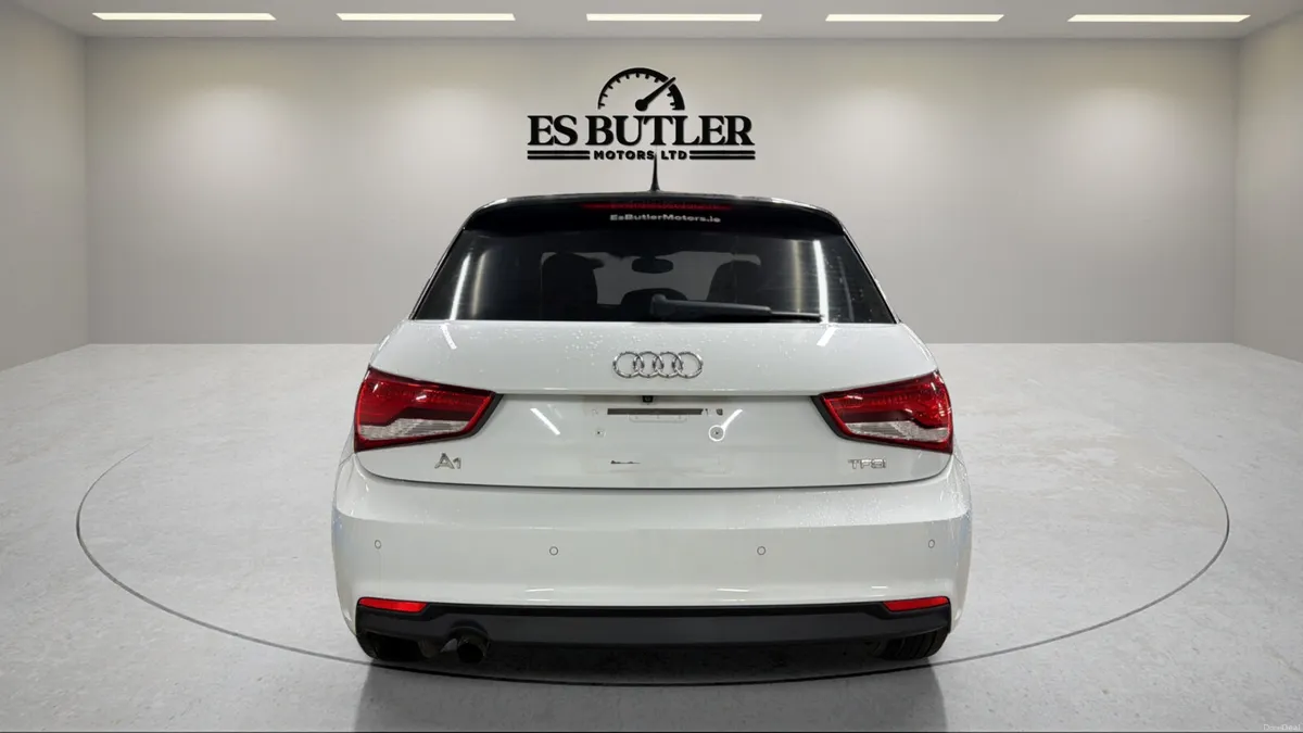 2015 Audi A1 1.0TFSI AUTO 2TONE ONLY 69,100KMS - Image 4