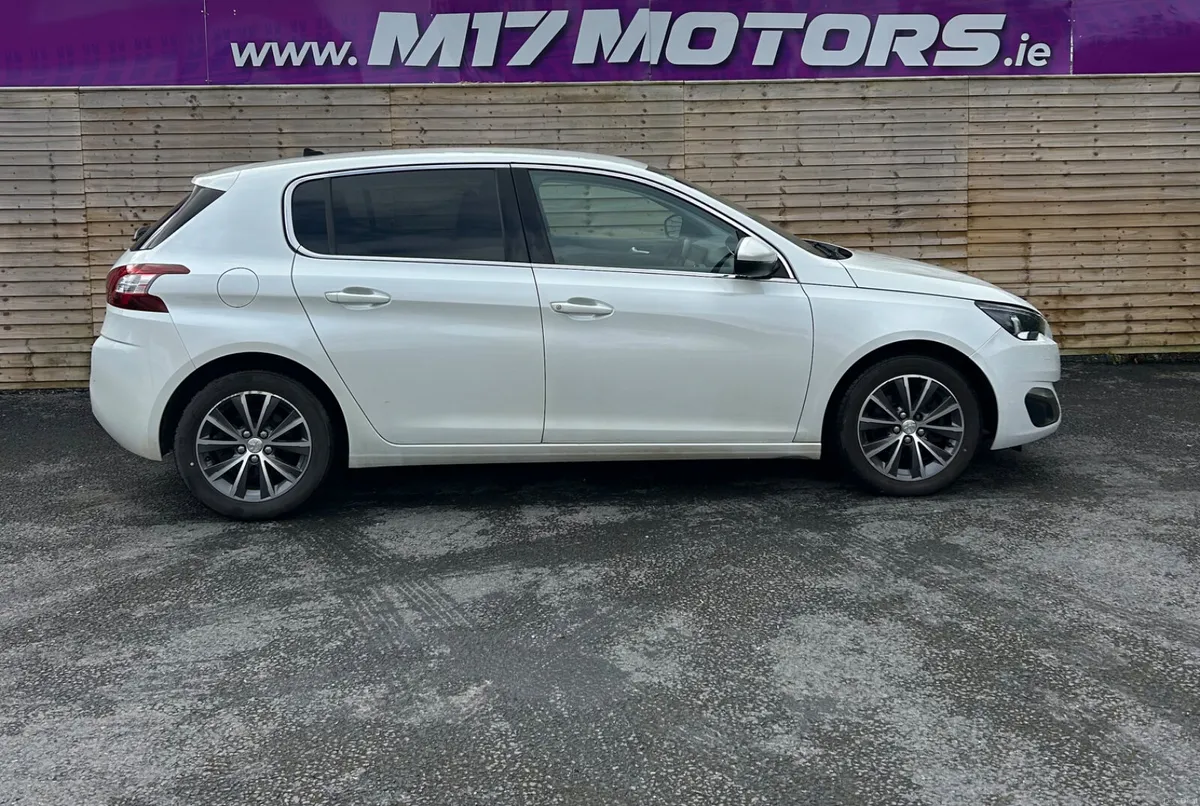 2017 Peugeot 308, 1.6 Auto - Image 4