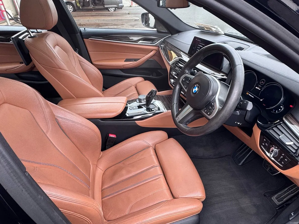 172 BMW 5-series 530e M - Neg - Image 6