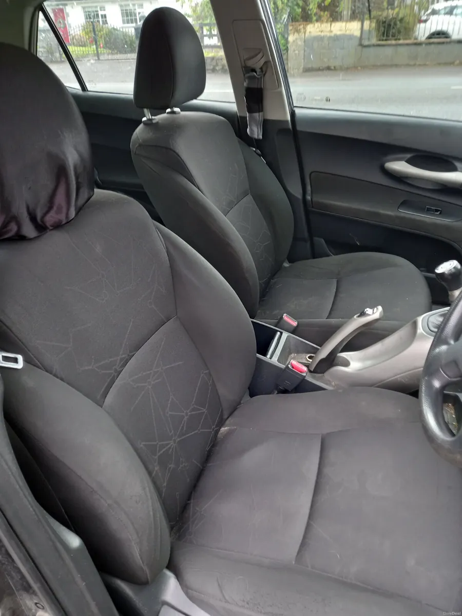 2008 Toyota Auris 1.4 Petrol - Image 2