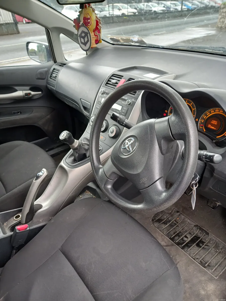 2008 Toyota Auris 1.4 Petrol - Image 3