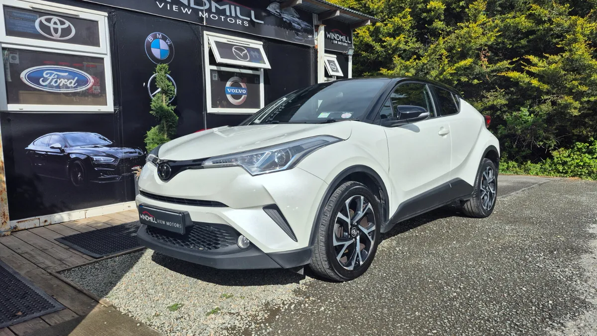 Toyota C-HR 2017 Luna Manual - Image 1