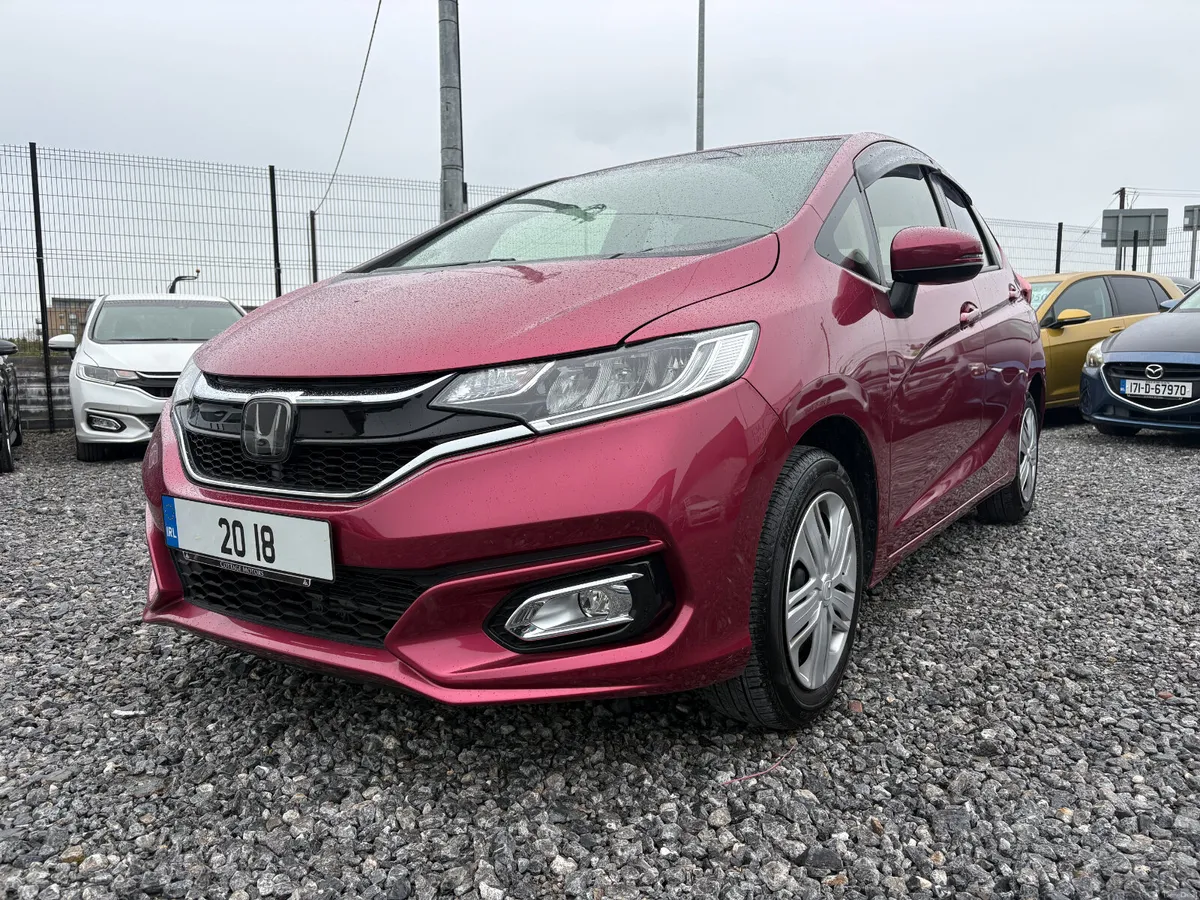 HONDA FIT 1.3 AUTO **HEATED SEATS** - Image 1