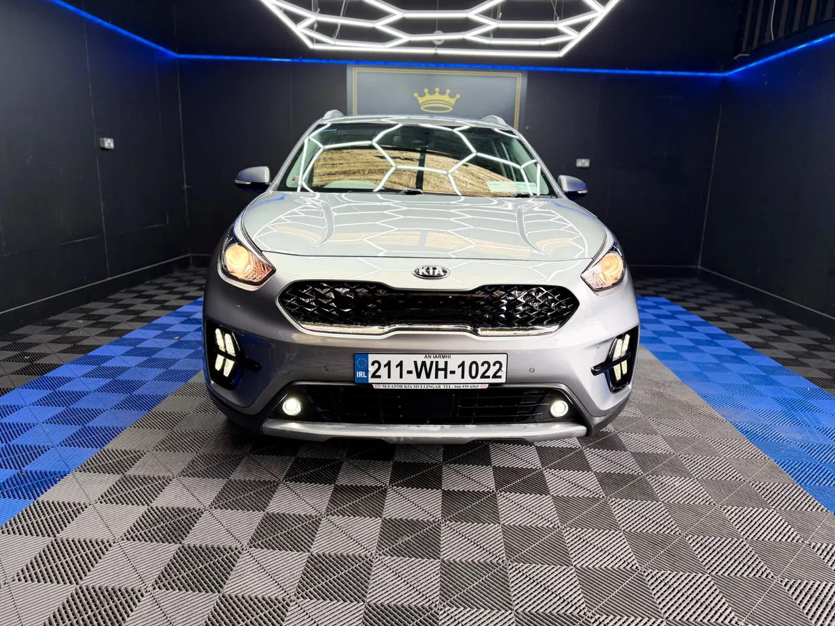 Kia Niro 1.6 petrol-hybrid,Automatic,STUNNING - Image 4