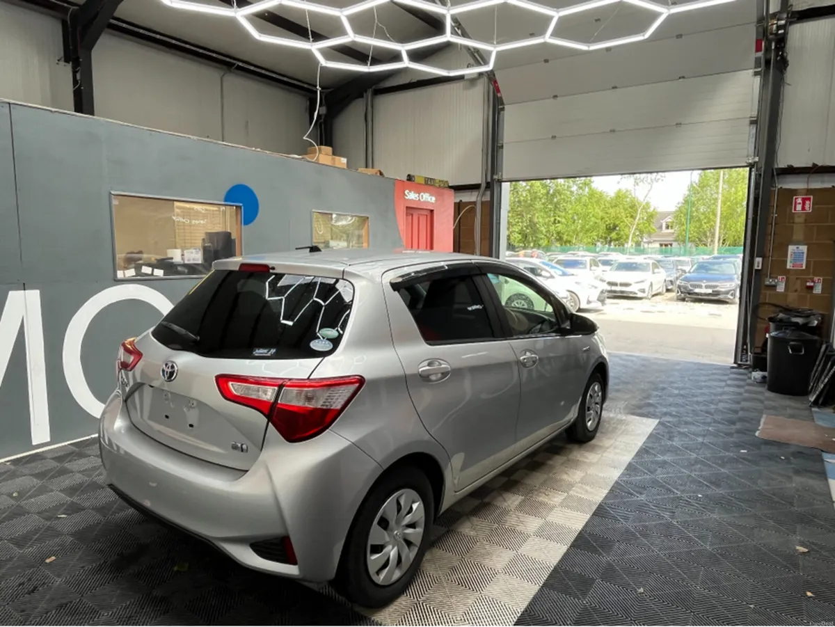 Toyota Vitz €9950 2019 TOYOTA VITZ HYBRID F 1.5 AU - Image 2
