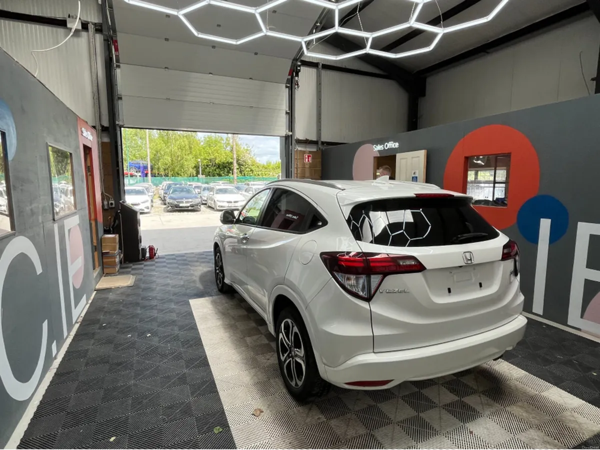 Honda Vezel €16950 2018 HONDA VEZEL HYBRID Z SENSI - Image 4