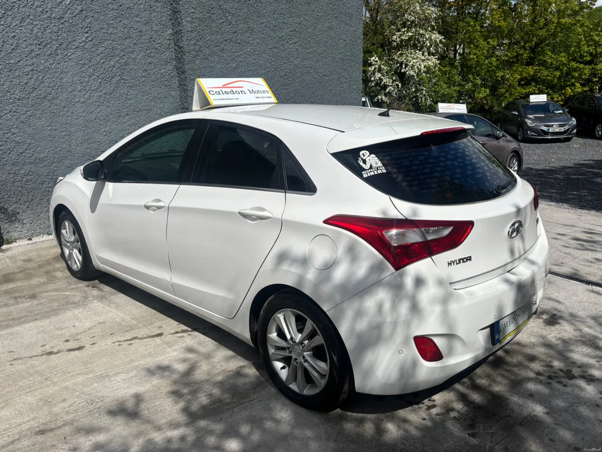 HYUNDAI i30- LOW KM-NEW NCT - Image 3