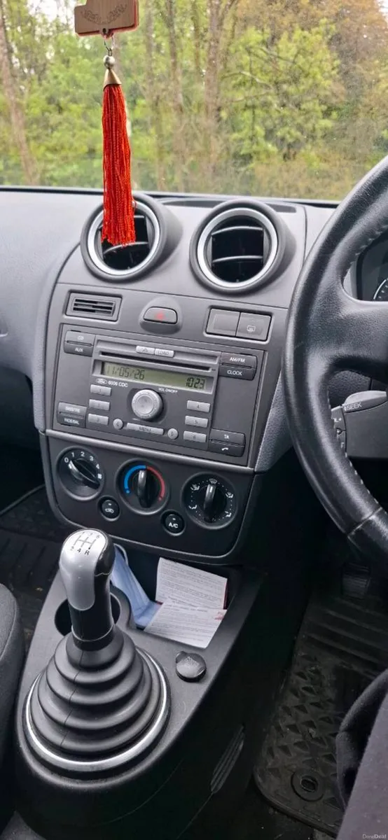 Ford Fiesta 2006 - Image 2