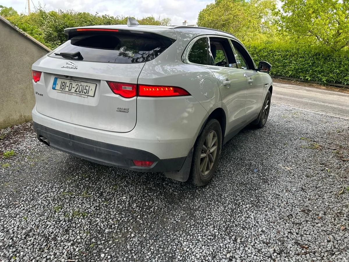 Jaguar F-Pace 2018 - Image 2