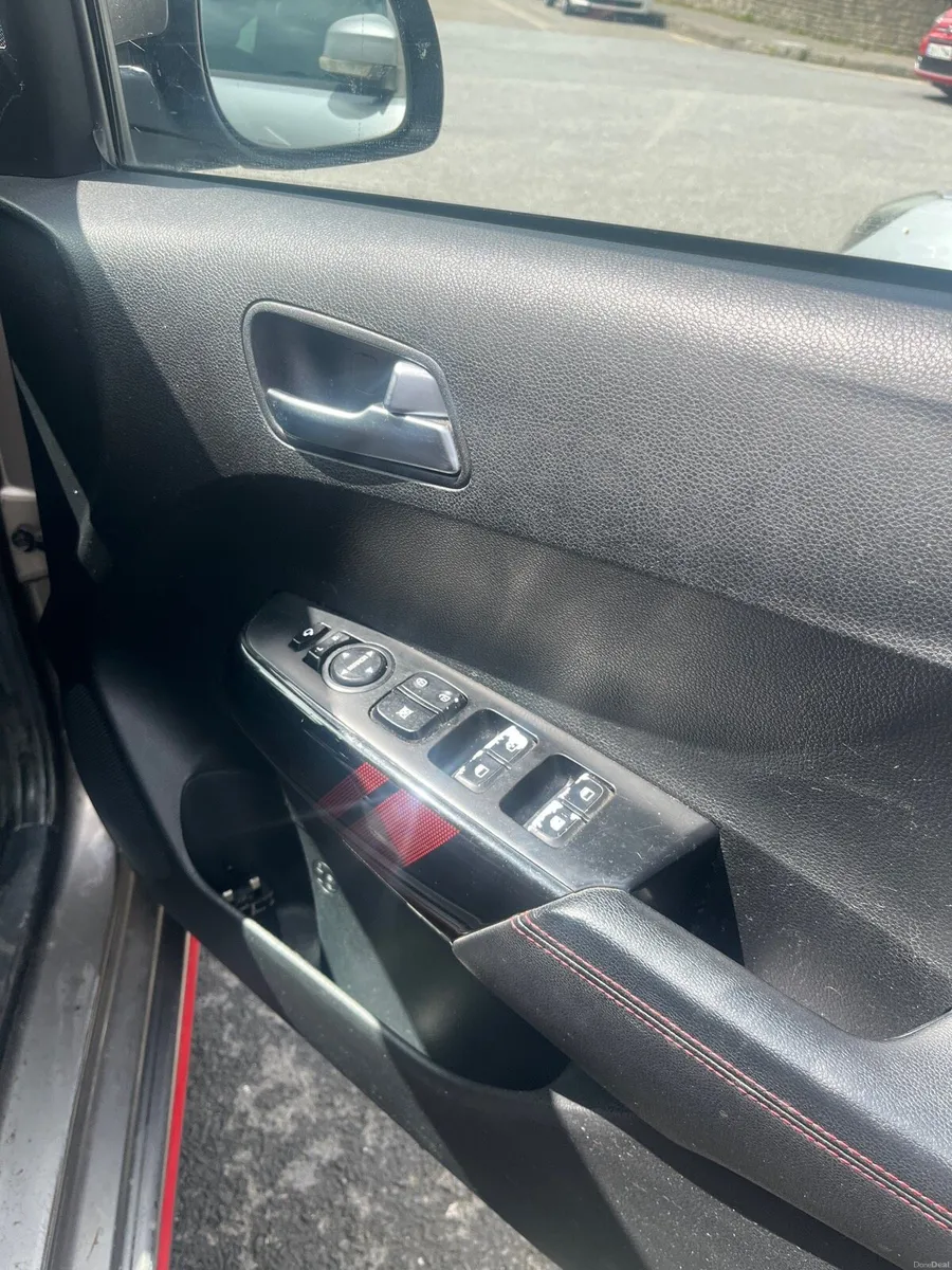2017 Kia picanto 1.0 LT…GT - Image 6