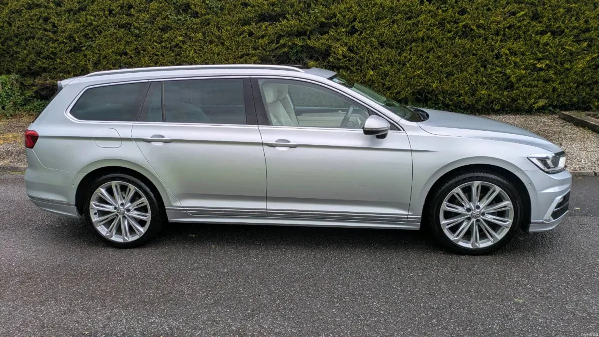 2016 R line VW Passat Estate 2L Diesel Automatic - Image 2