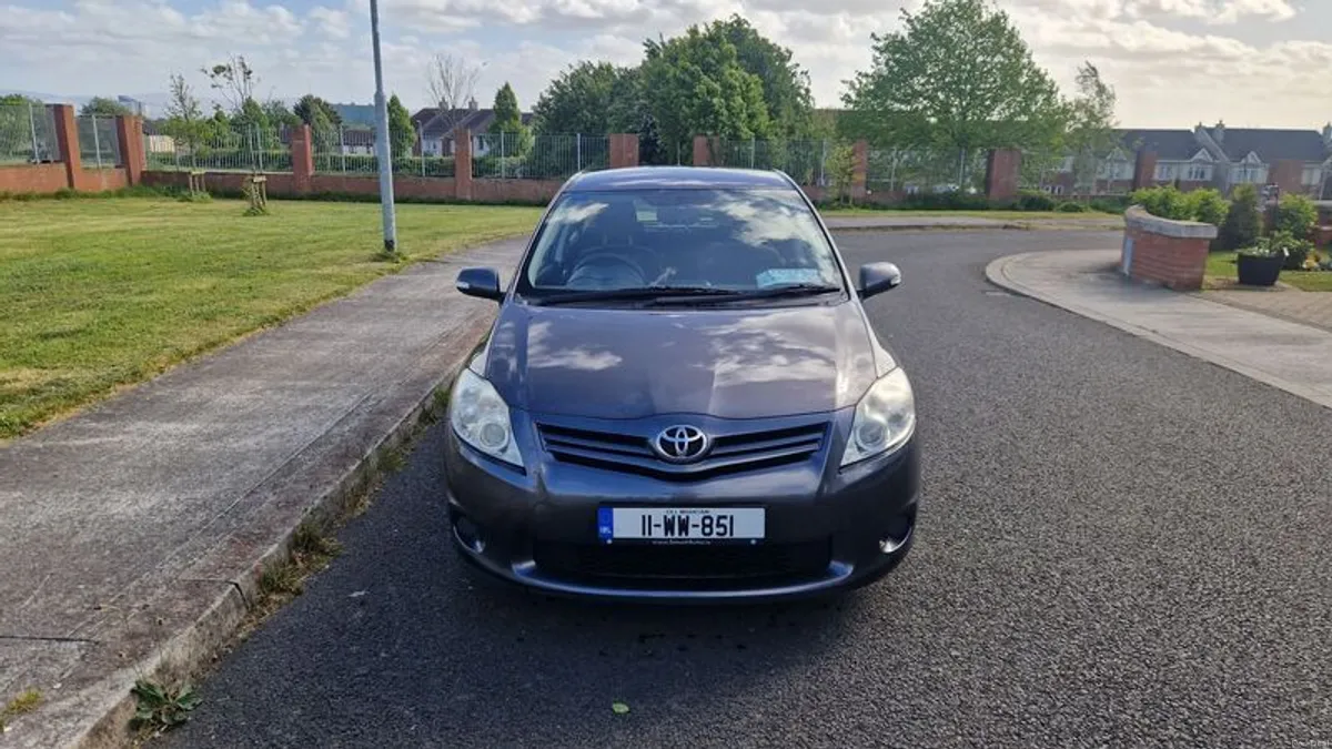 2011 Toyota Auris 1.4 diesel tax and nct - Image 4