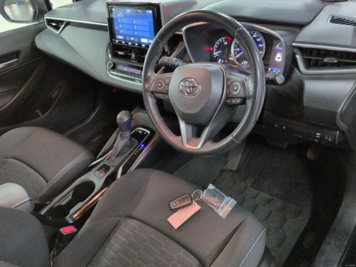 2019 Toyota Corolla Sport G Hybrid 2 Year Nct. - Image 2